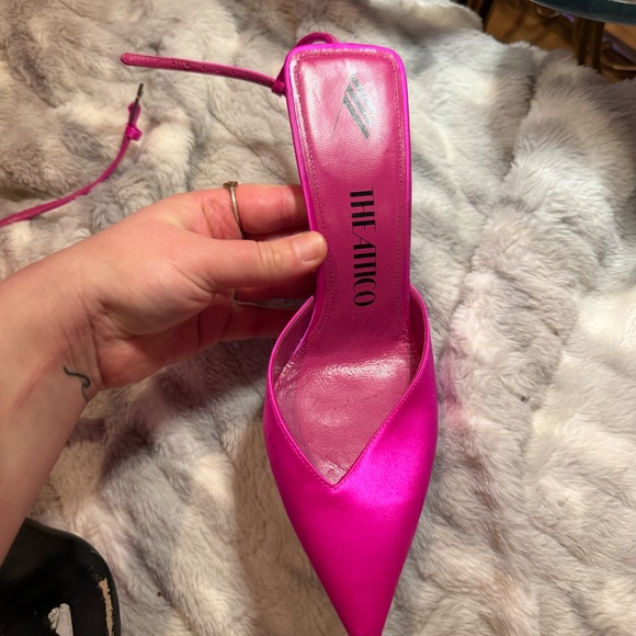 Perrine Pointed Toe Pump Fuchsia 8 - Picture 9 of 9